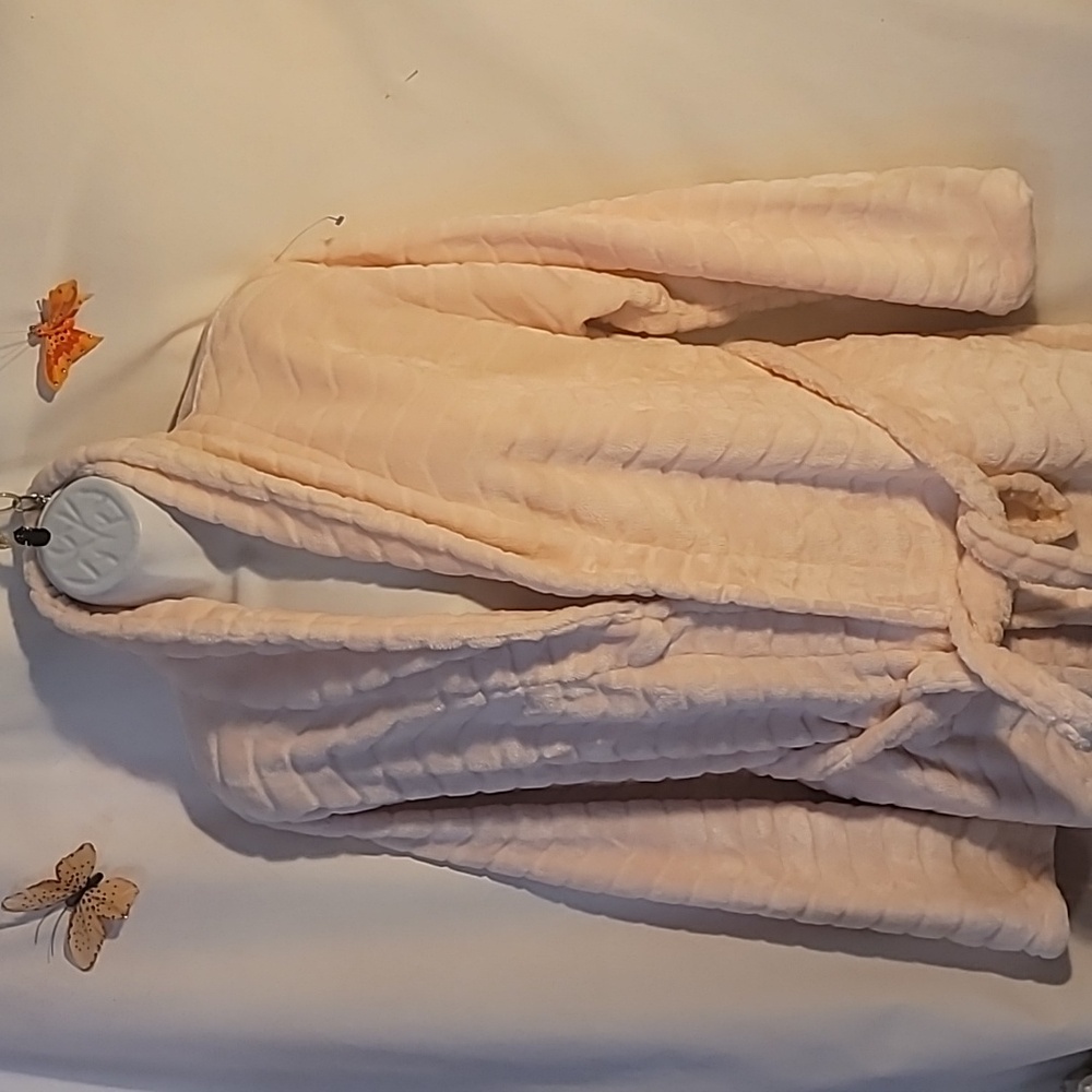 Robe Womens Fluffy Pink Robe